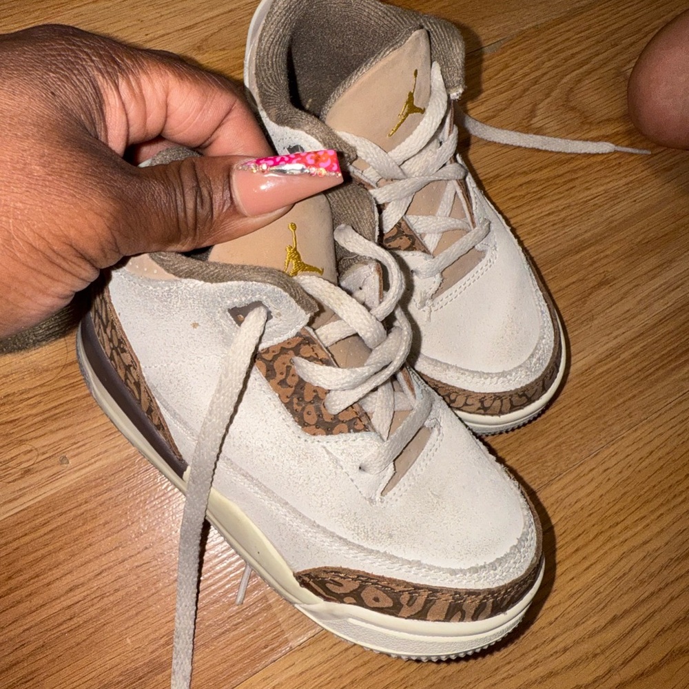 Jordan Kids Cream and Brown Sneakers